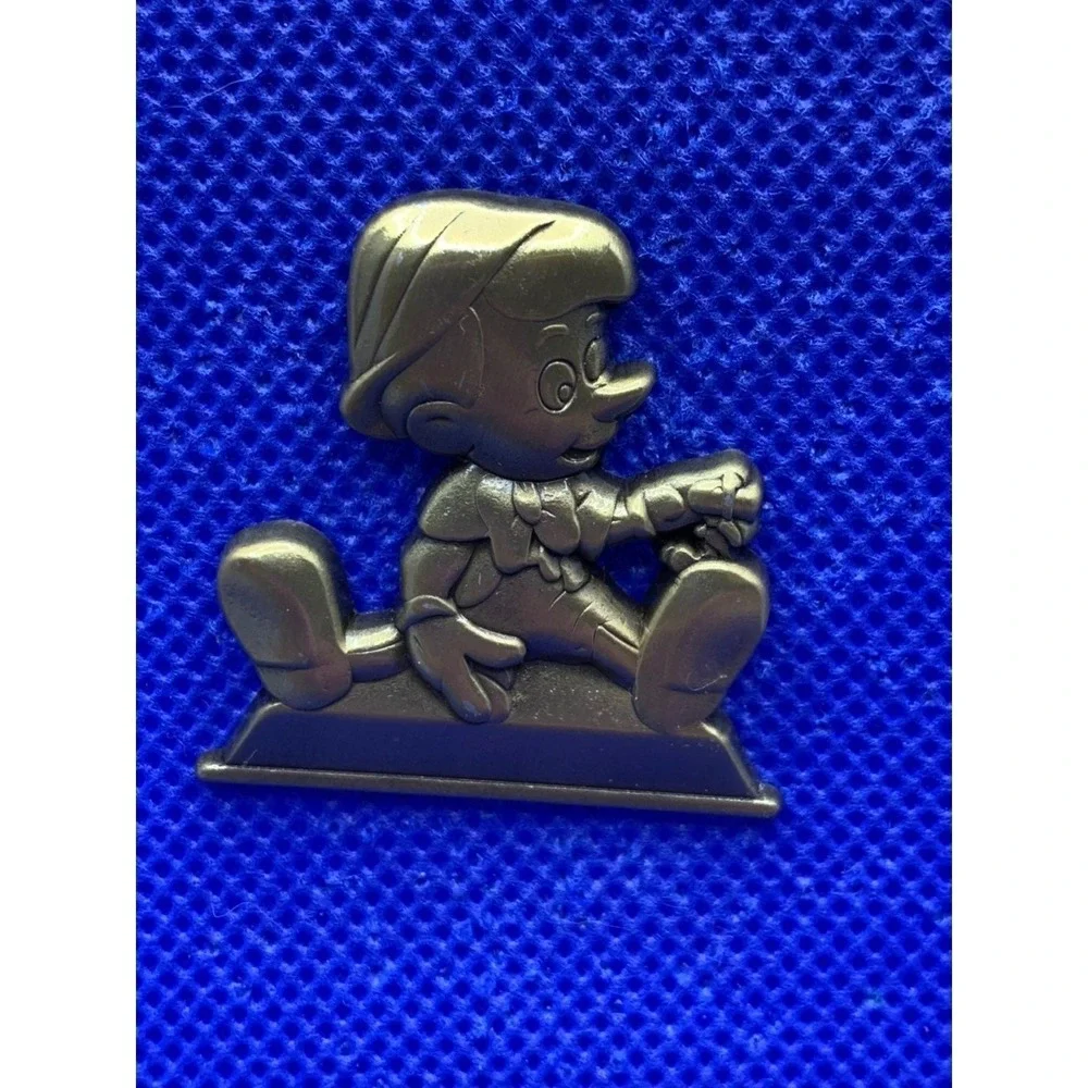 Pinocchio Annual pass holder disney pin Bronze From Rare set of 4 2016